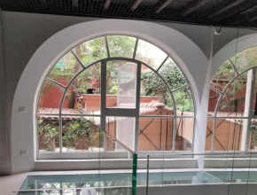 Stunning Property In Heart Of Most Charming And Elegant Area Of Rome